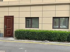 文坛路临街旺铺出售 891平宽敞空间 30米超宽门面