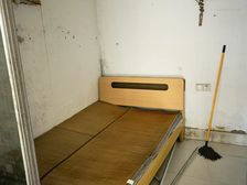 藕池新村车棚出租