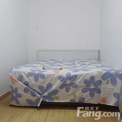  ����:����ʯ��ɽƻ��԰���� 2��0�� 12�O 1800Ԫ/�� 