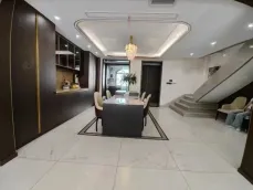 ��?����