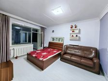 团结,萧红校区房