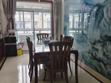 工业园区 苏都花园 5室3厅 213.00㎡ 699万