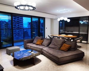 天府新区 卓越晴翠 4室2厅 165.00㎡ 450万