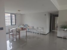 长城区 核城家园 4室2厅 190.00㎡ 120万