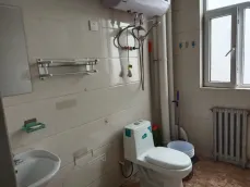 �����