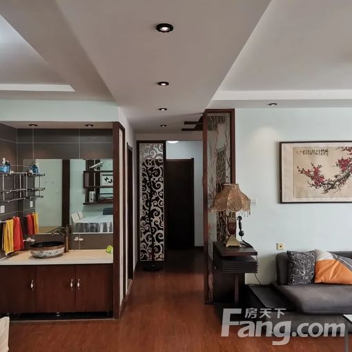  ��������������127ƽ�ľ��� �ϱ�ͨ͸�״γ��� 