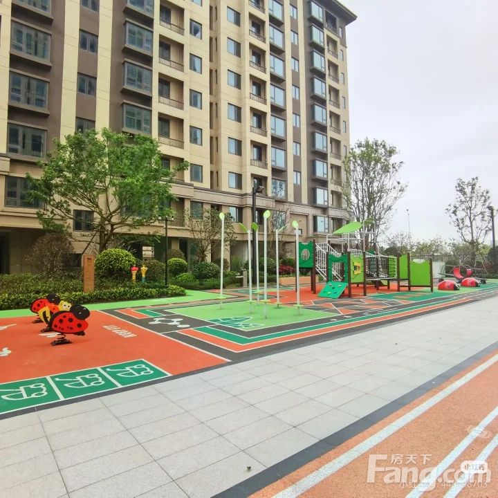 小区相关图