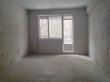 澳海御景苑1楼,园区前排,南北不把山,有房本,可贷款。