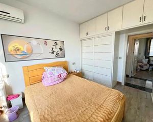 西湖 新力雅园 3室2厅 109.00㎡ 153万