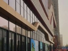 万达广场临街旺铺 170平黄金层高4.5米