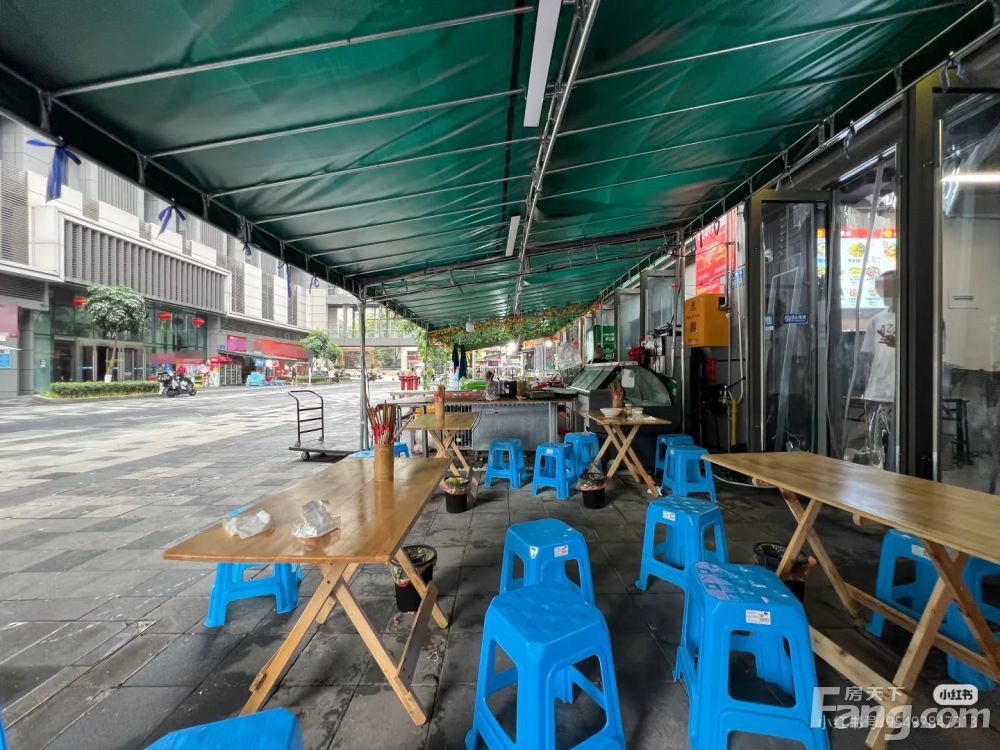 寸滩保税港临街旺铺 层高5米超大外摆 实用性强