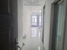 甲级写字楼52平精装空间 月租1000元随时入驻