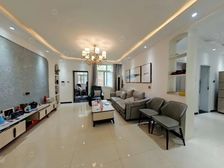 景观城壹号115平三室两厅一卫稀有洋房带车库家具家电