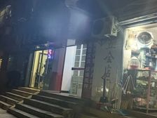 临街旺铺出租 72平餐饮首选 月租4500押一付三