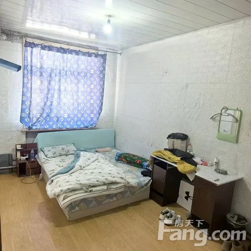  �ϸ�һ���ּ��ֽ�74�� 1��1�� 28�O 1000Ԫ/�� 