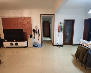 金堂 三和水城之星 3室1厅 130.00㎡ 68万