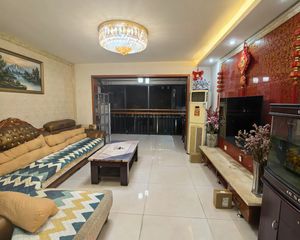 成华 上行东方 3室2厅 122.65㎡ 150万