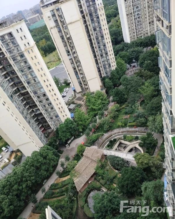 小区相关图
