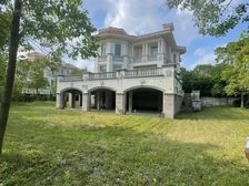 奉贤 棕榈滩高尔夫别墅 5室5厅 656.00㎡ 1688万