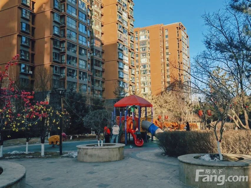 小区相关图