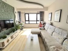 道里 海富臻园 2室2厅 97.01㎡ 135万
