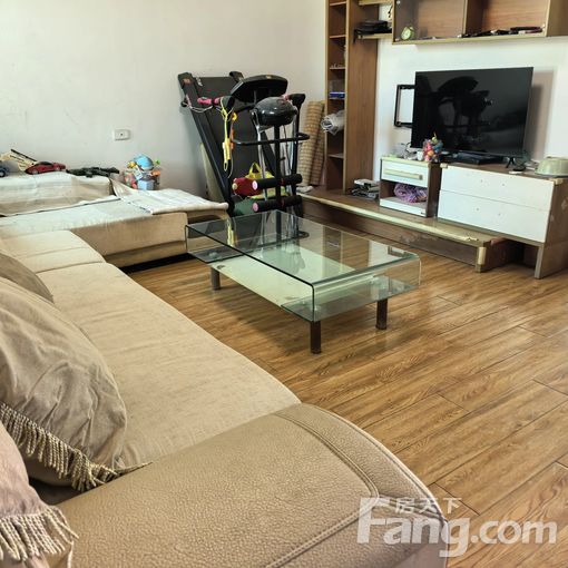  ���������С�� 3��2�� 90�O 2000Ԫ/�� 