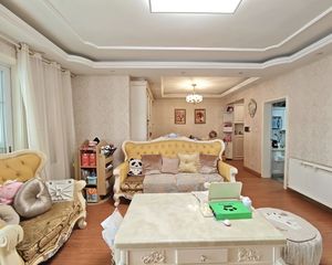 高新 英郡三期 3室2厅 114.00㎡ 240万
