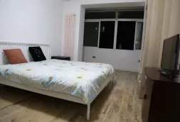 ��ɽС��