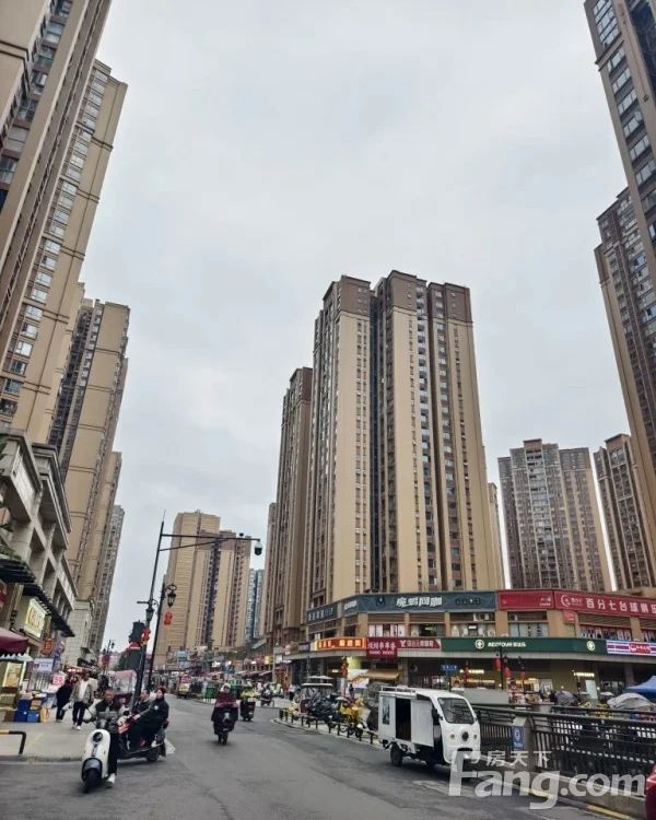 小区相关图