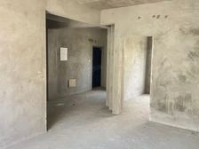 南北通透三居室 荣昱月亮湾好房急售