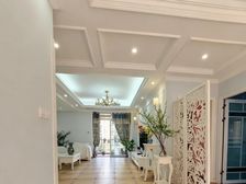 三面采光豪华装修端户看中庭,采光好前面无遮挡视野好,非常安静