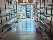 中州路临街旺铺出租 40平黄金地段 押一付三