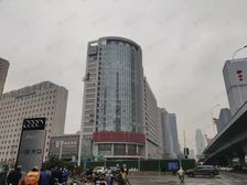 龙潭SOMO精装场地,全镜拎包入驻,适配舞蹈、健身等业态。场
