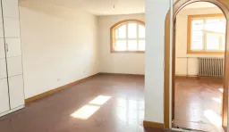 ������