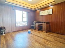 汉阳 绿地新都会 5室2厅 184.73㎡ 166万