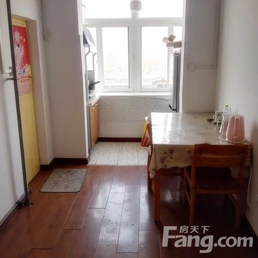  ֥�ֻ�������� 2��1�� 55�O 900Ԫ/�� 