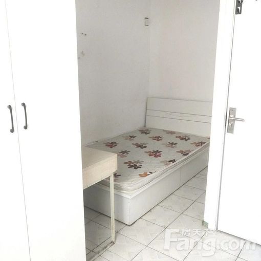  ����:�����б�����·��ܰԷ 4��1�� 15�O 500Ԫ/�� 