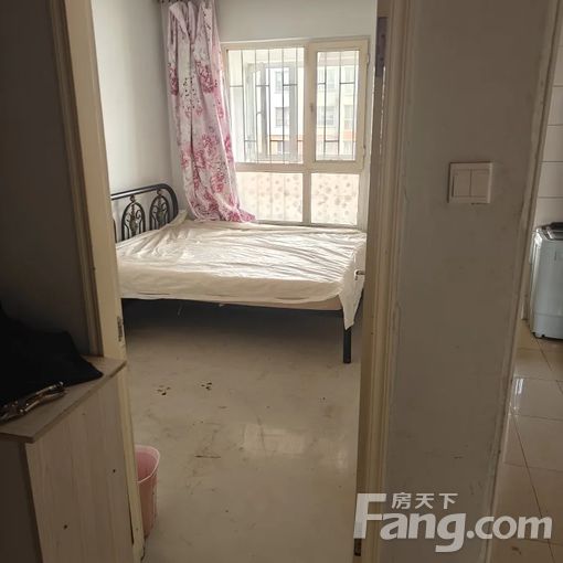  �������ʹ�ֶ���֮������Է 2��1�� 60�O 1200Ԫ/�� 
