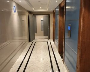 天府美岸顶跃3层/5室3厅(清水)/239万元