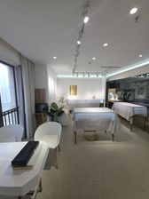 转让核心商圈精装工作室