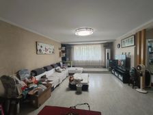 历下 洪山景苑 3室2厅 138.00㎡ 260万