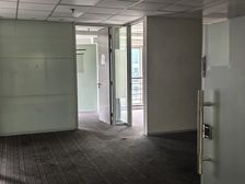 房东直租 写字楼104平 6800元/月 随时入驻