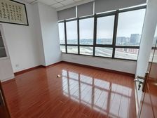 绿地新都会330平甲级精装写字楼出租(可割)