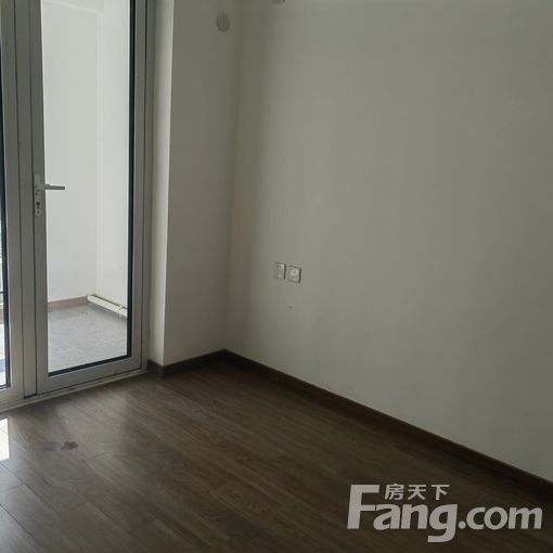  ˳�����¹����� 6��3�� 297�O 7800Ԫ/�� 