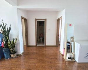 龙凤 湖滨花园(龙凤) 2室2厅 104.00㎡ 52万
