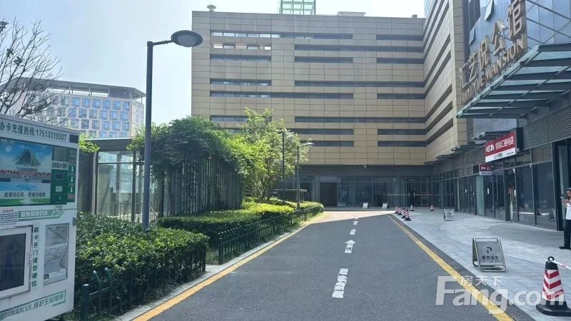 小区相关图