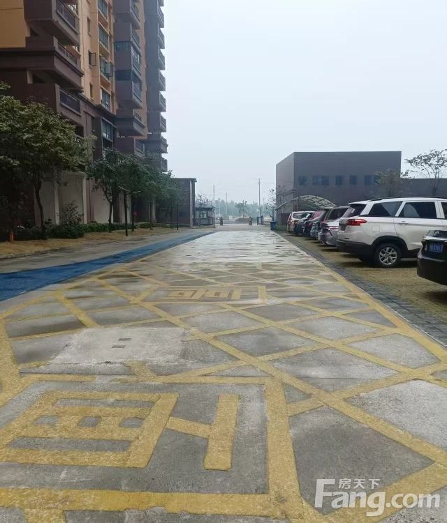 小区相关图