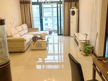 送车位,景观楼栋,主卧正对景观湖,阳光视野超好。