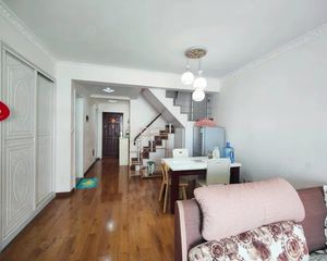 双流蓉城胜景15跃16复式4室2厅 127.05㎡满五**