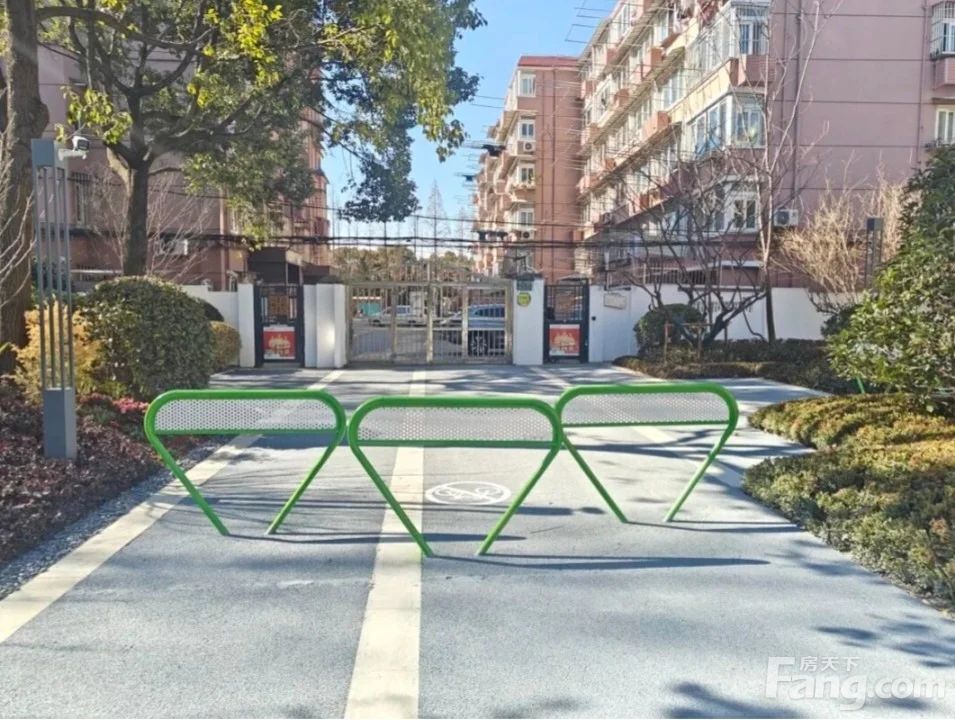 小区相关图